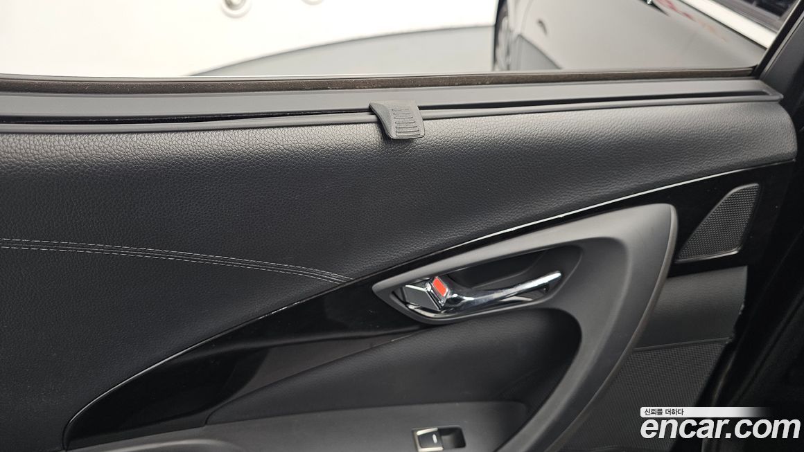 Hyundai Grandeur 2013