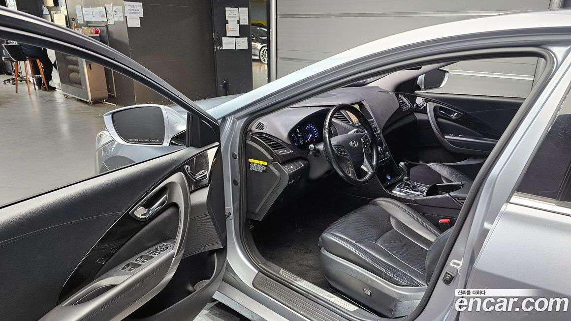 Hyundai Grandeur 2015