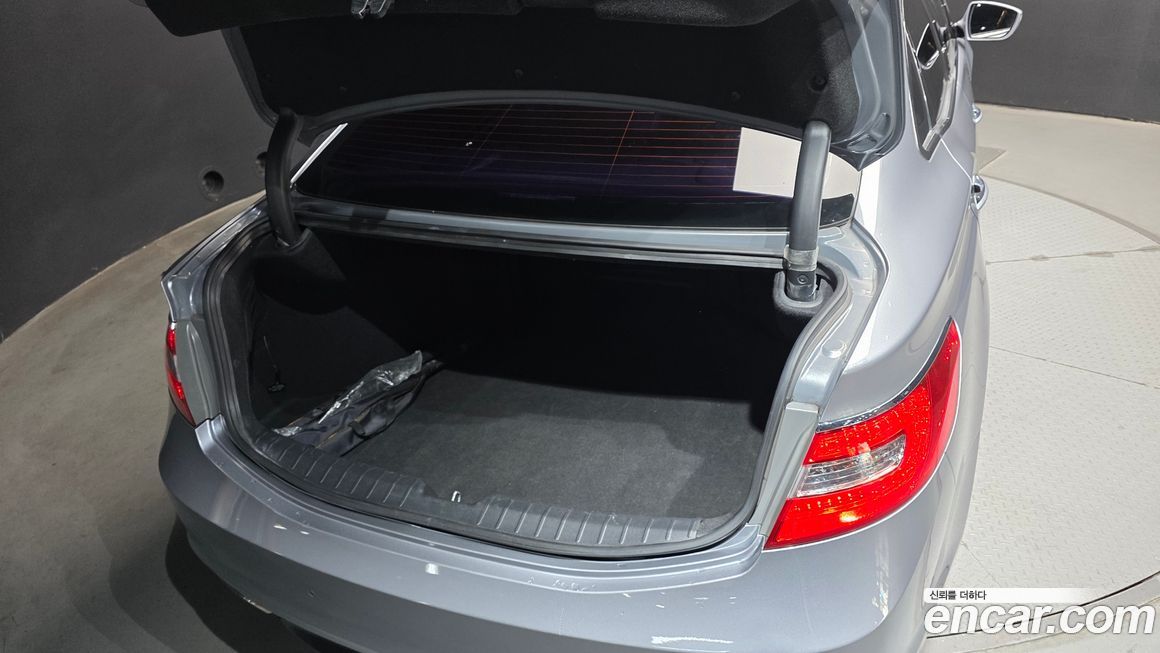 Hyundai Grandeur 2015