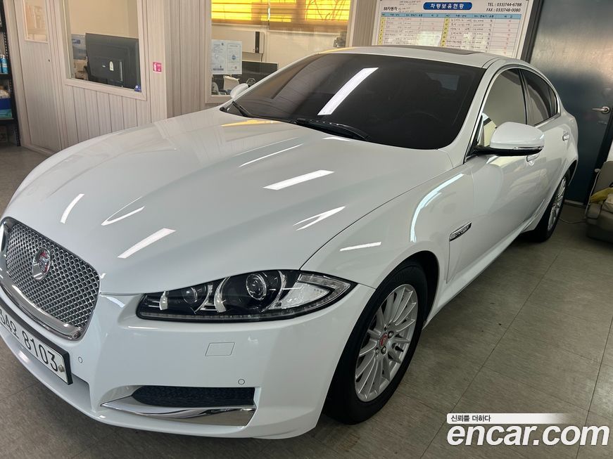 Jaguar XF 2014