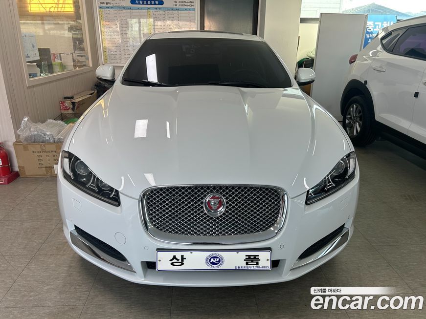 Jaguar XF 2014