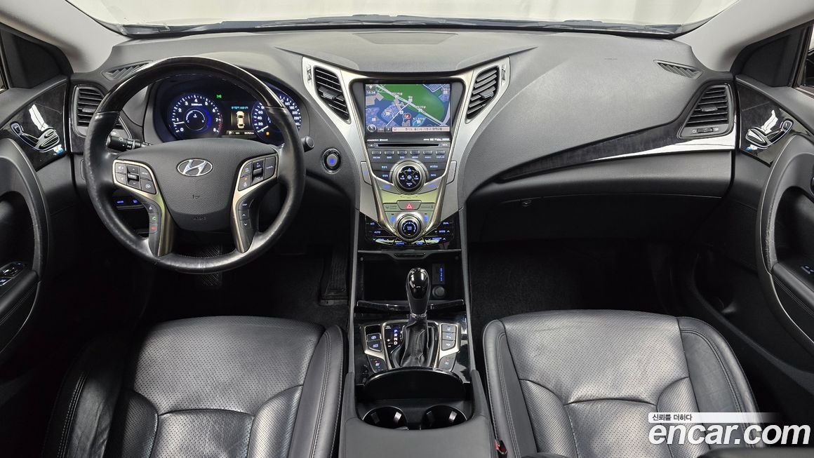 Hyundai Grandeur 2011