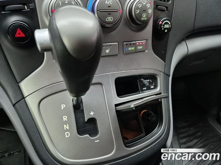 Hyundai Starex 2016