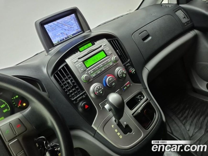 Hyundai Starex 2016