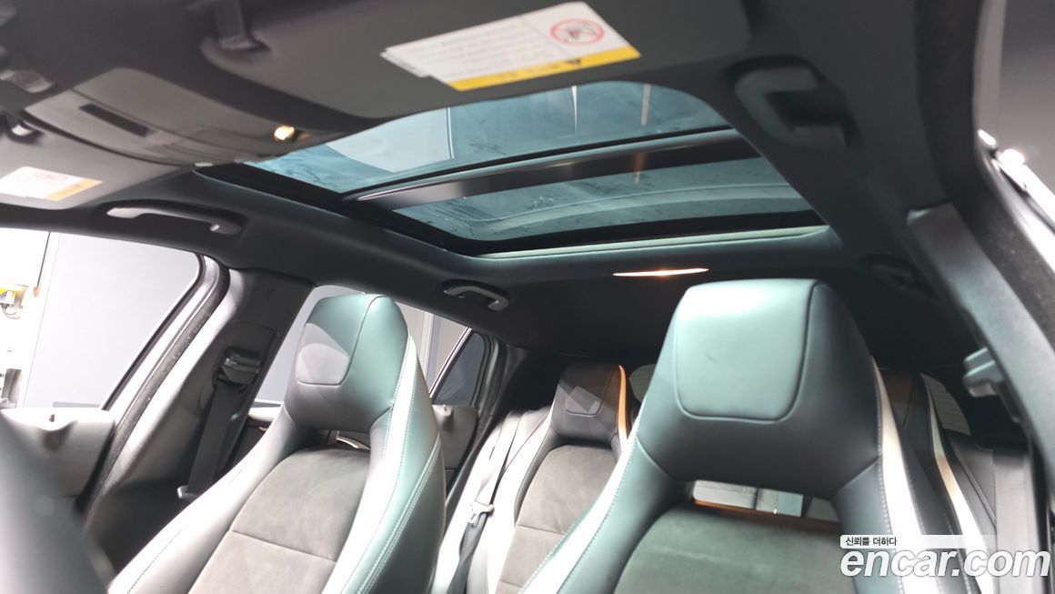 Infiniti Q30 2017