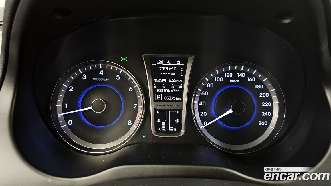 Hyundai Grandeur 2015