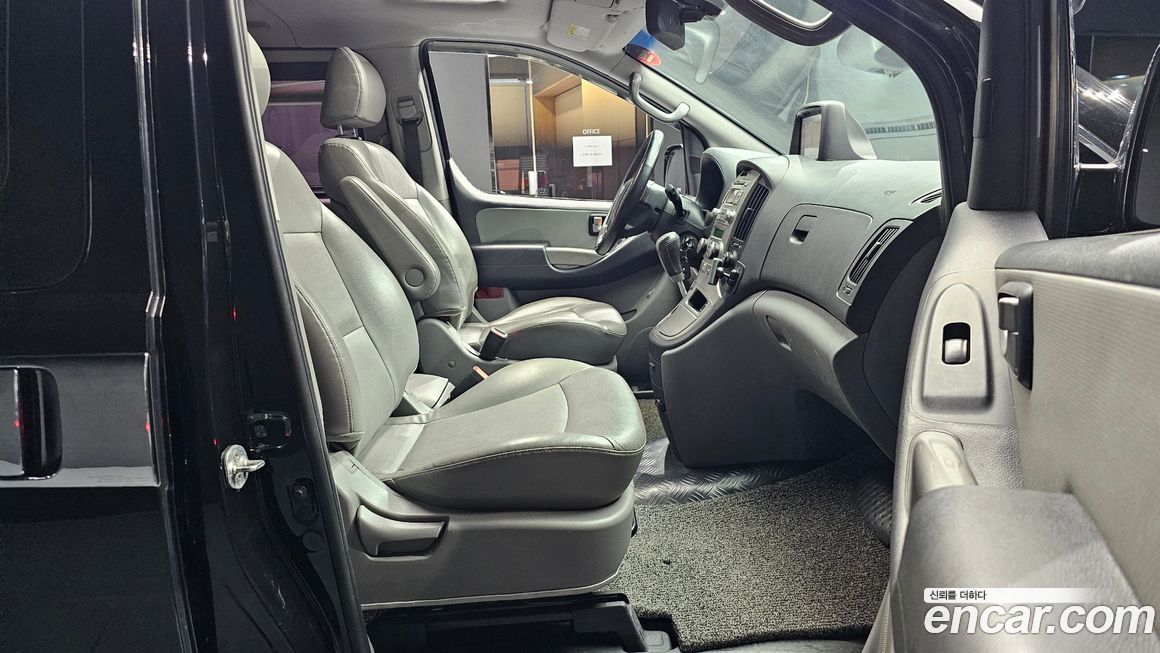 Hyundai Starex 2016