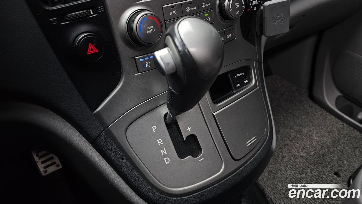 Hyundai Starex 2016