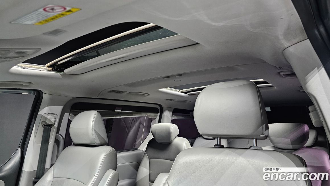 Hyundai Starex 2016