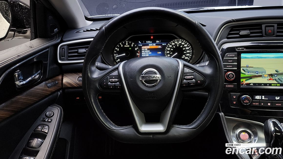 Nissan Maxima 2018