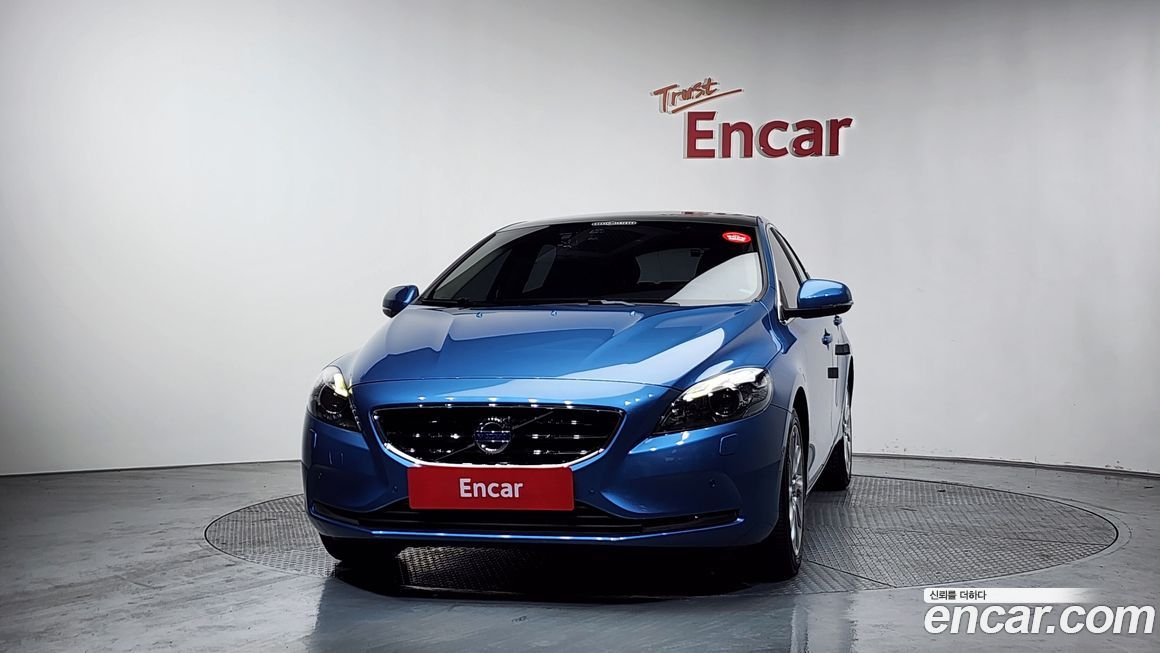 Volvo V40 2016