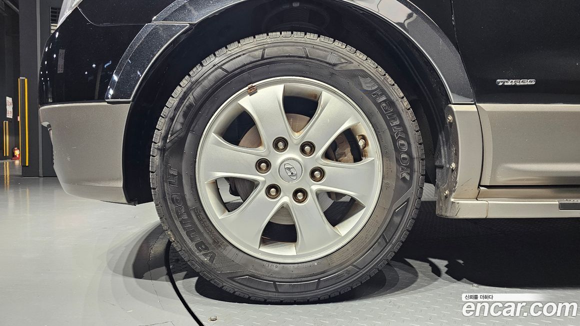Hyundai Starex 2016