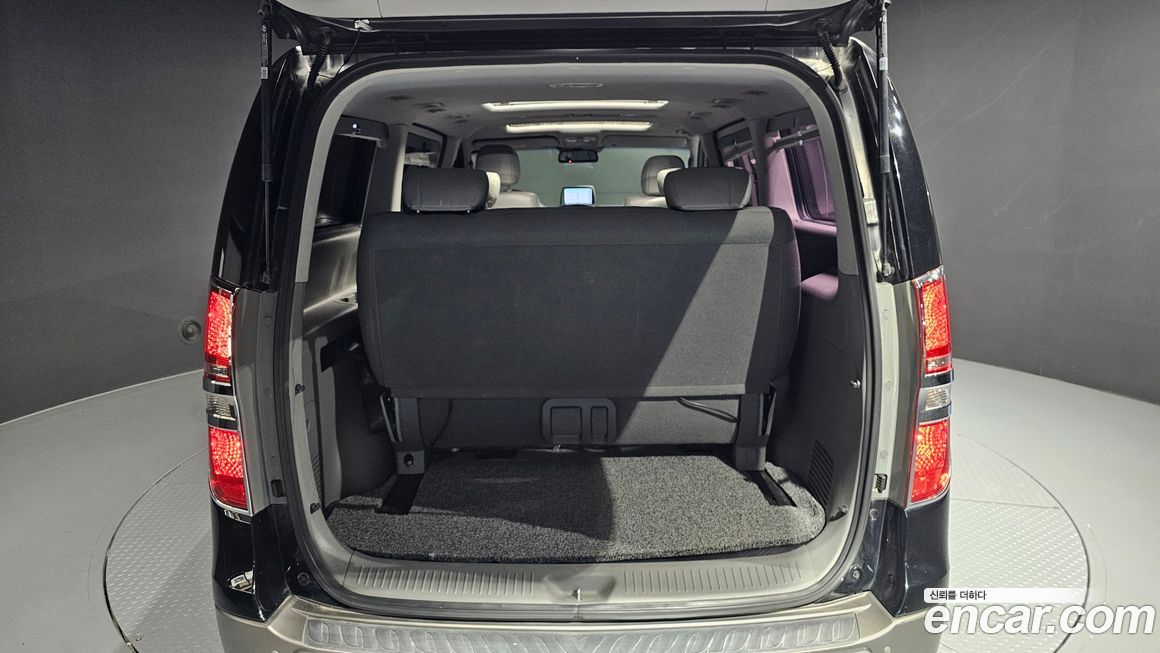 Hyundai Starex 2016