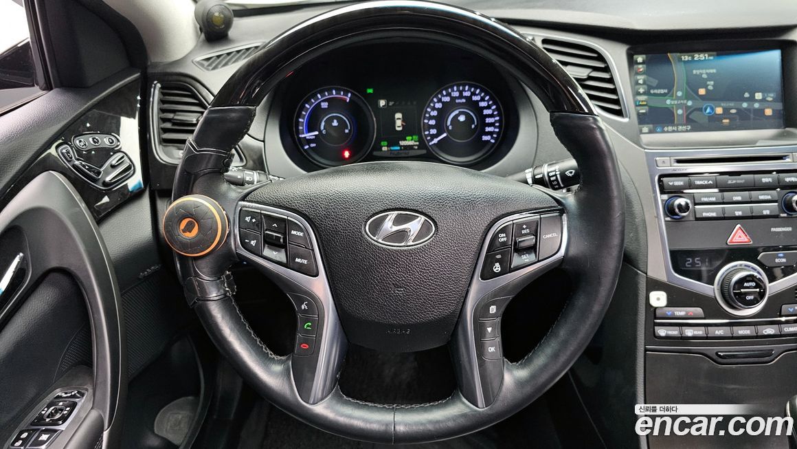 Hyundai Grandeur 2016