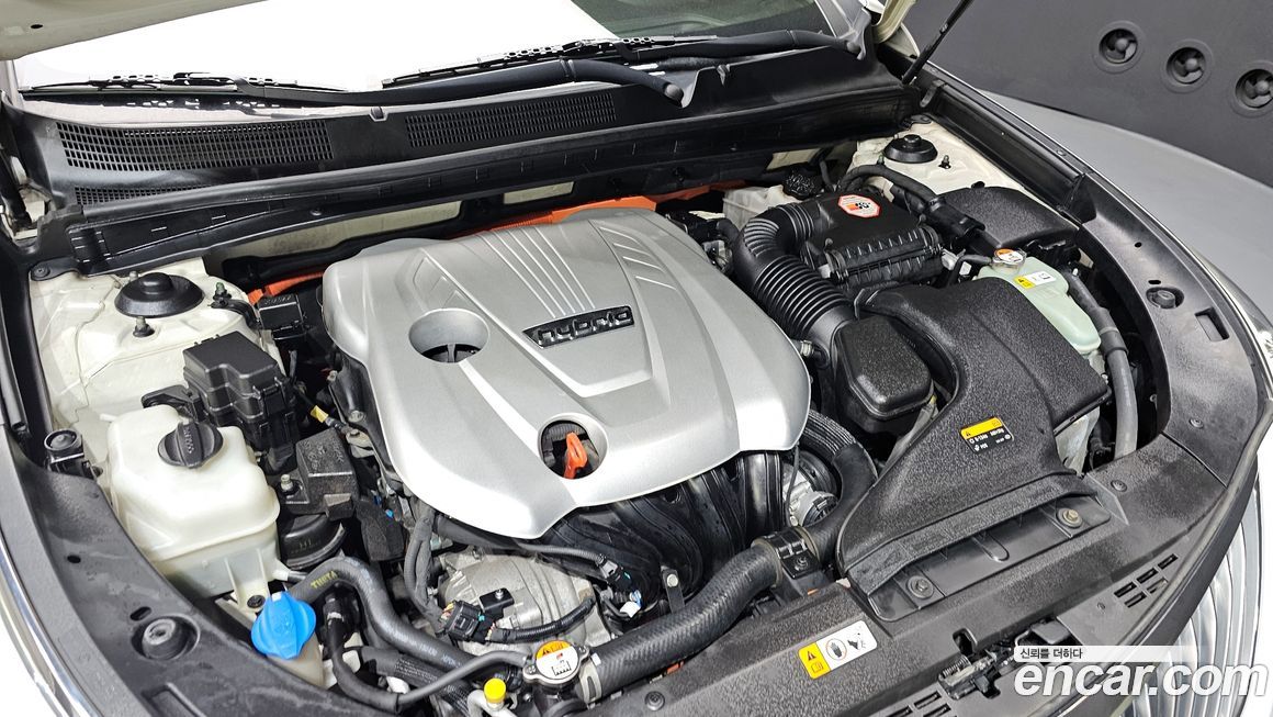 Hyundai Grandeur 2016