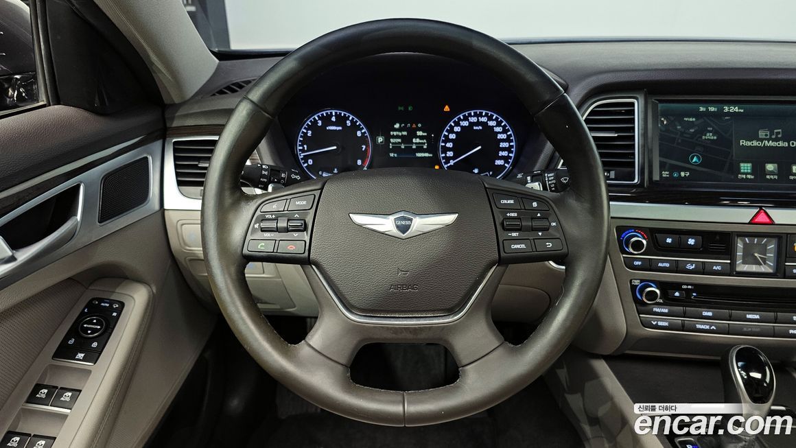 Hyundai Genesis 2016