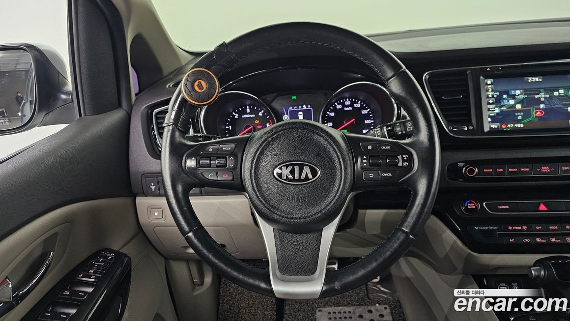 Kia Canival 2016