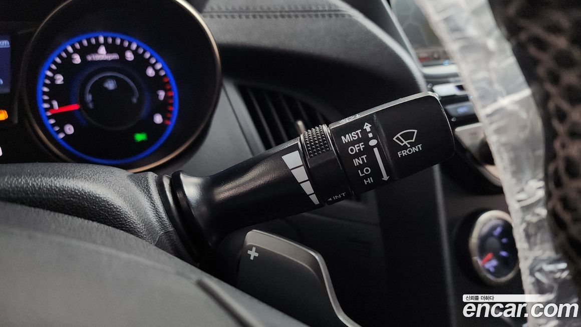 Hyundai Genesis 2012