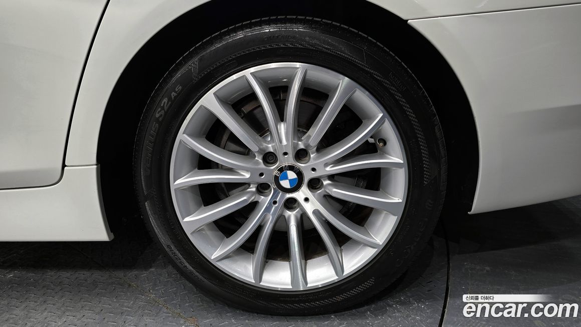 BMW 5-Series 2014
