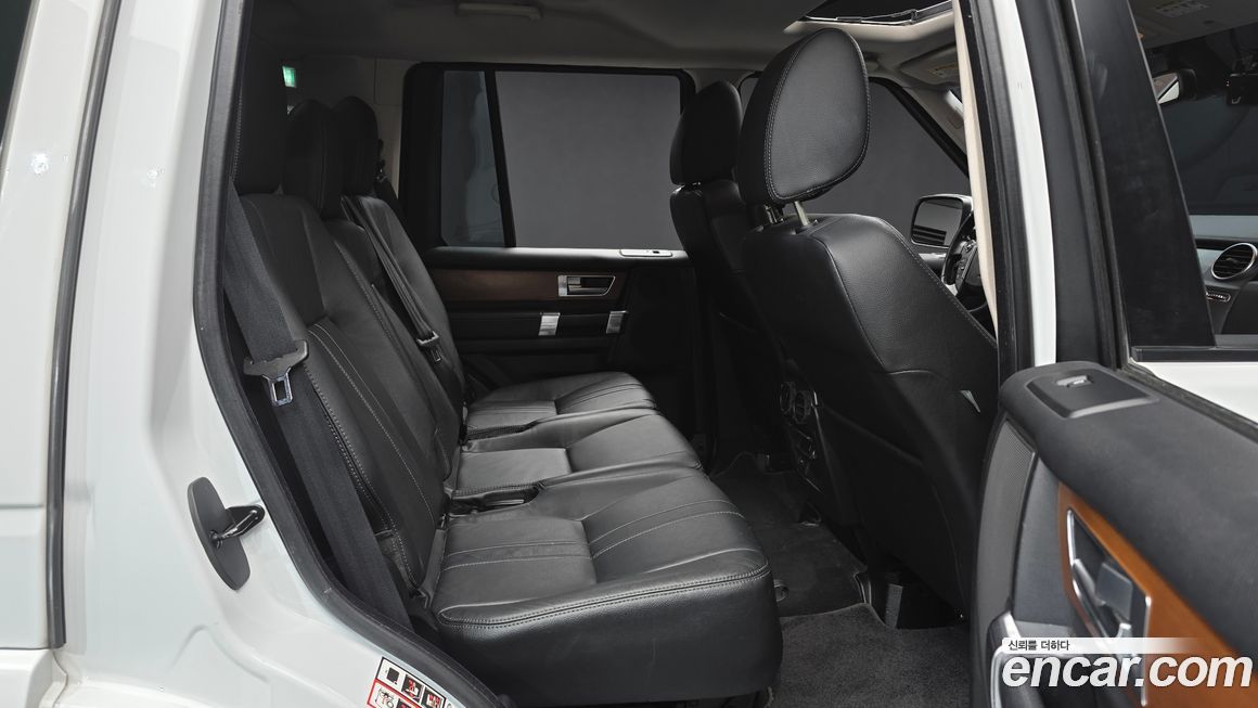 Land Rover Discovery 2011