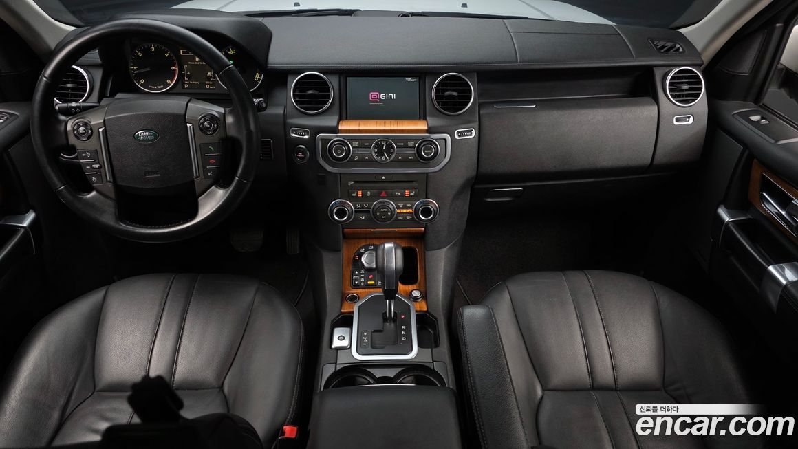 Land Rover Discovery 2011