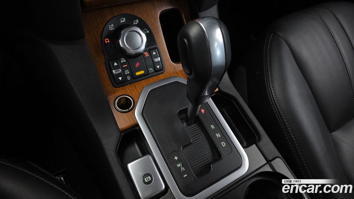 Land Rover Discovery 2011