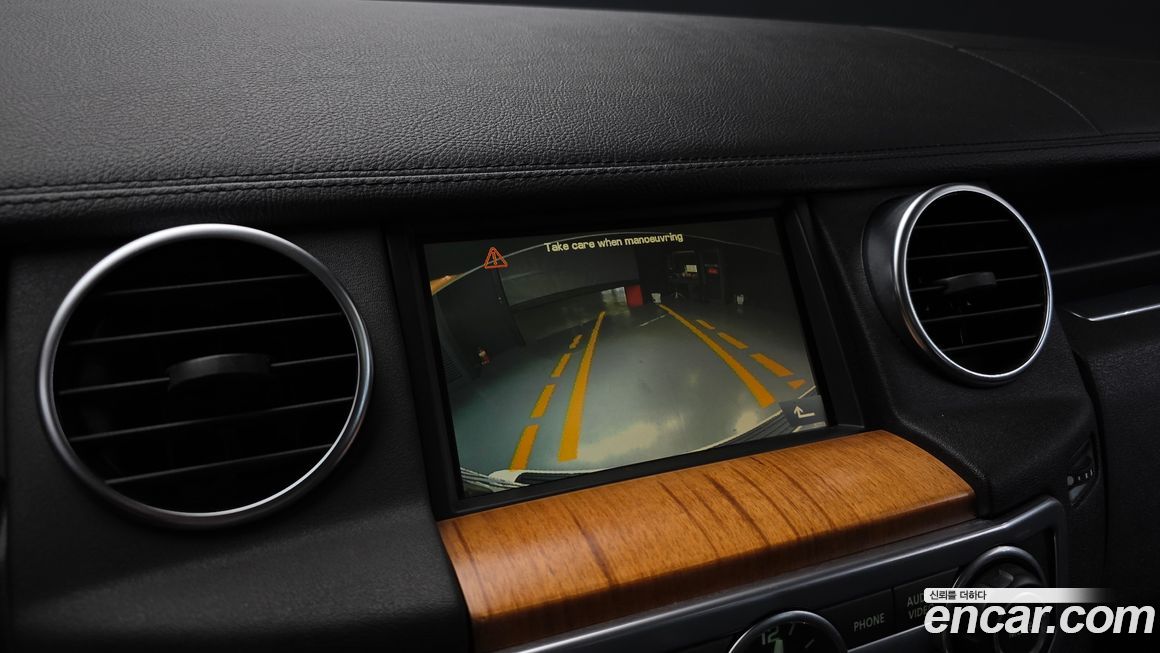 Land Rover Discovery 2011