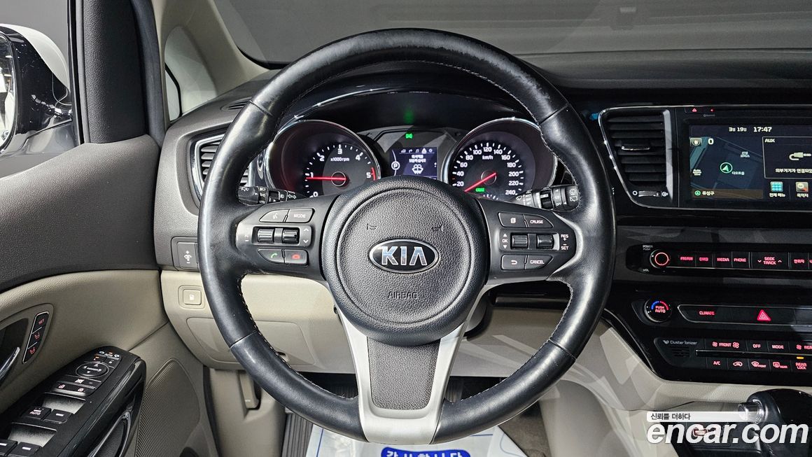 Kia Canival 2016