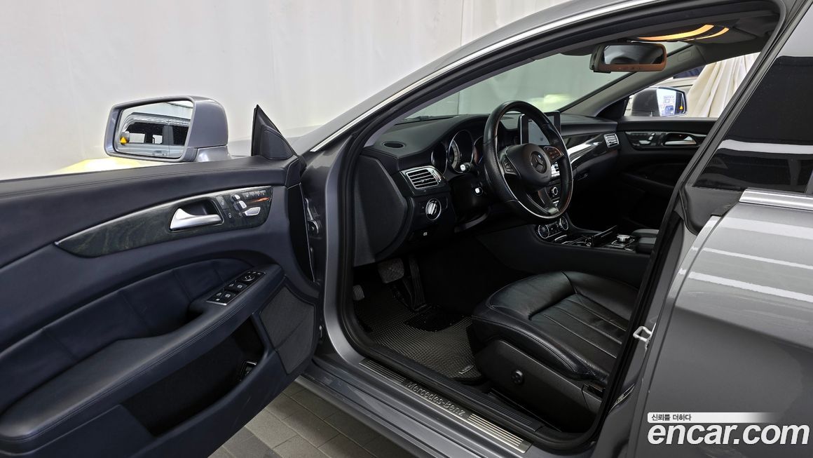 Mercedes-Benz CLS-Class 2015