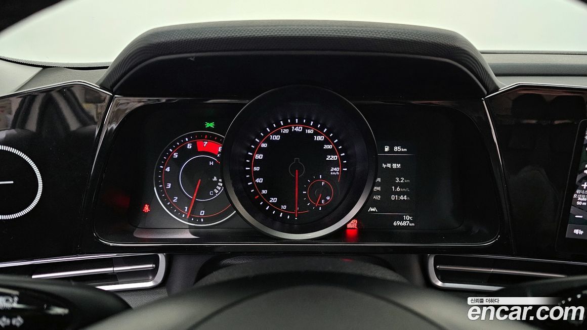 Hyundai AVANTE 2021