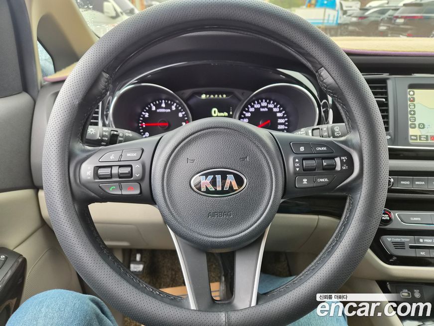 Kia Canival 2018
