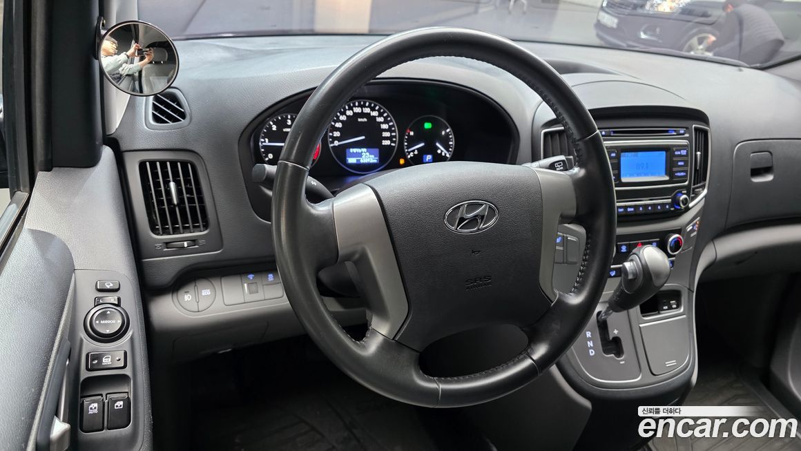 Hyundai Starex 2020