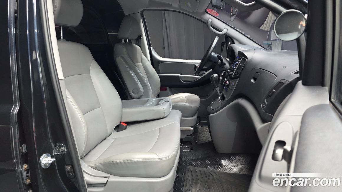 Hyundai Starex 2020