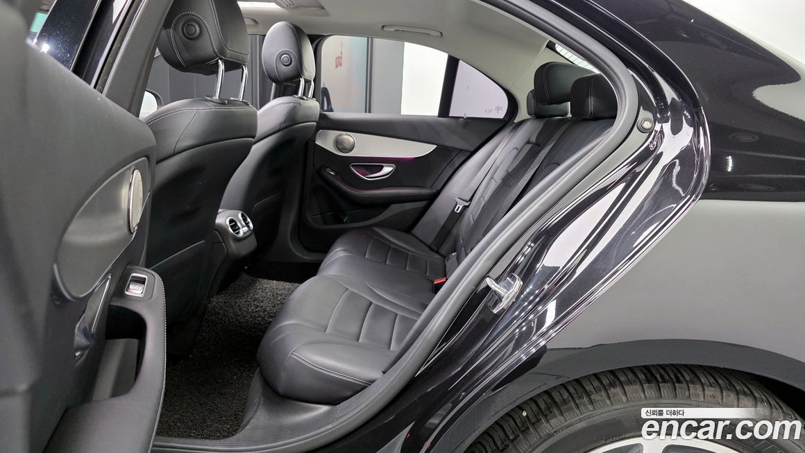 Mercedes-Benz C-Class 2017