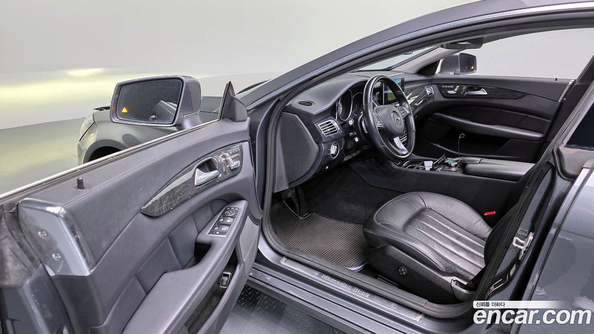 Mercedes-Benz CLS-Class 2016