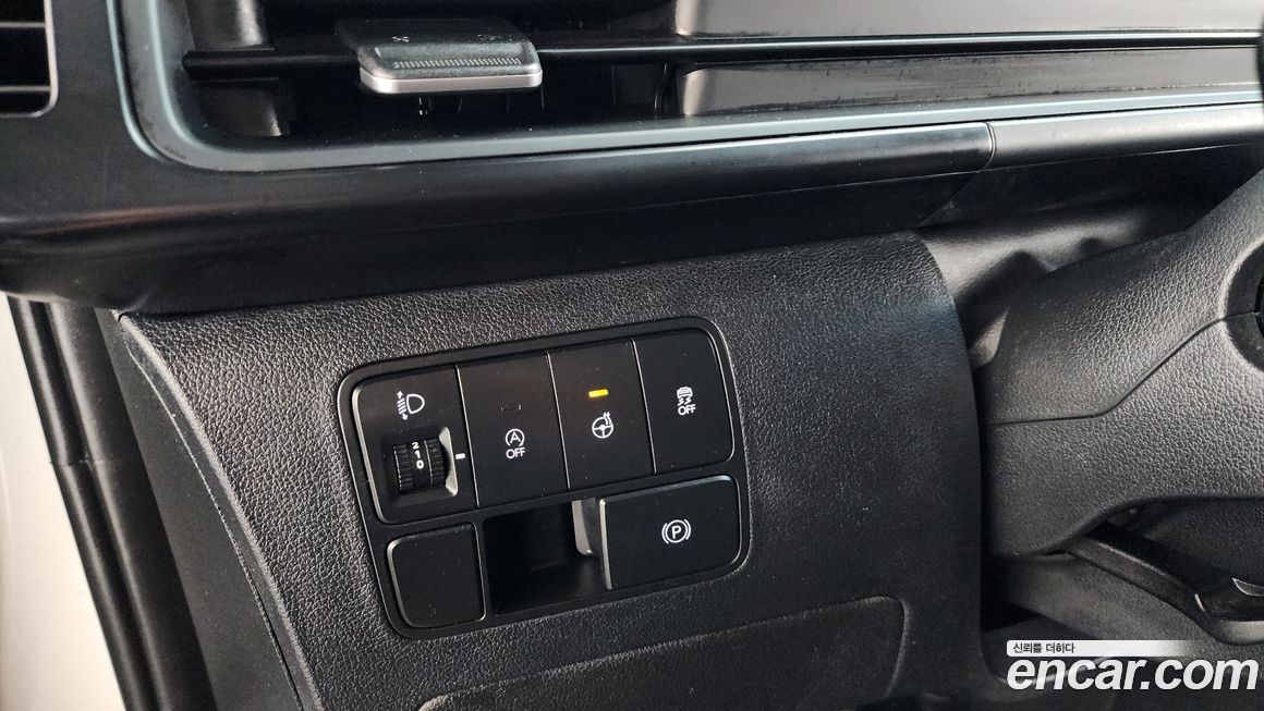 Hyundai Staria 2022