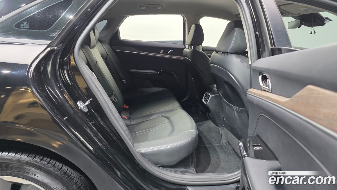Kia K5 2021