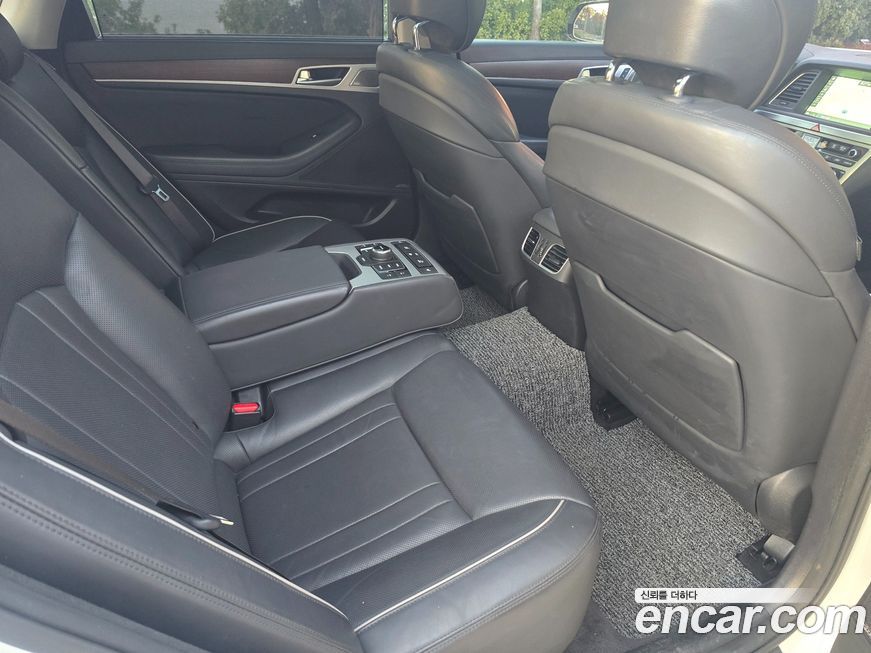 Genesis G80 2017
