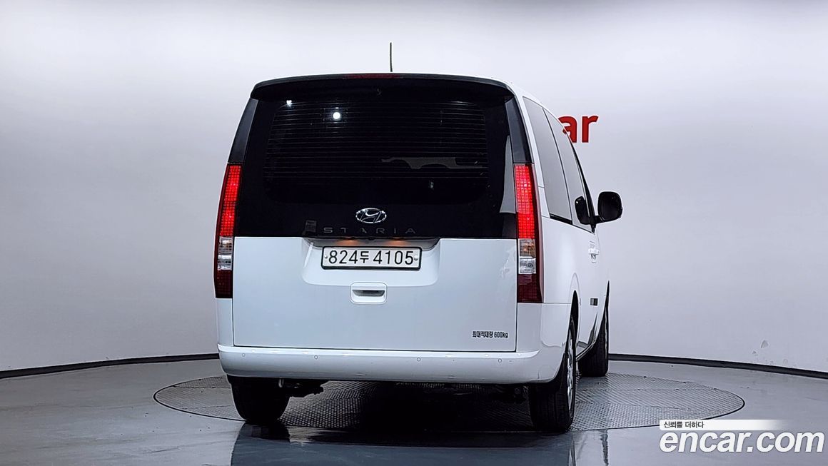 Hyundai Staria 2022