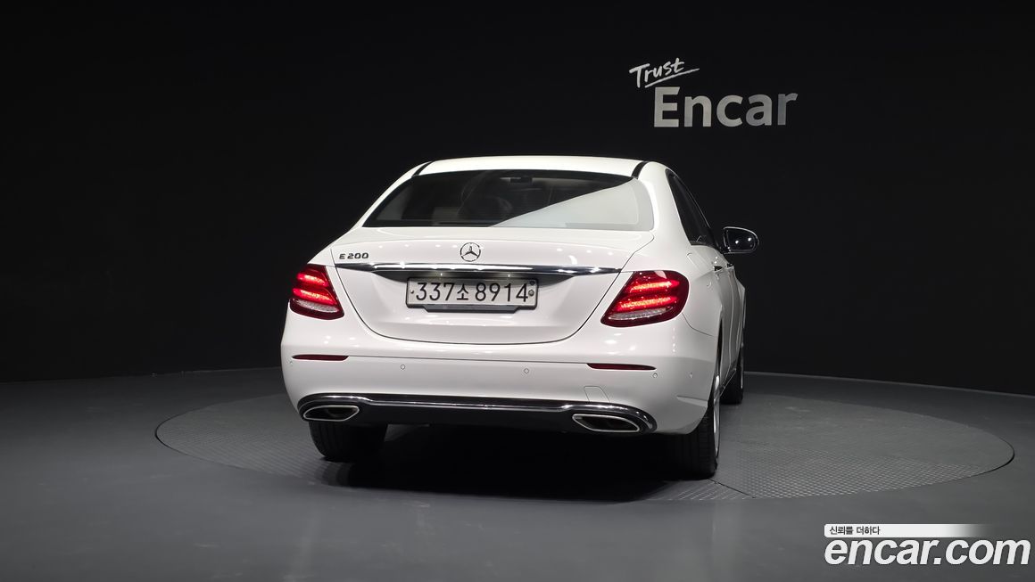 Mercedes-Benz E-Class 2018