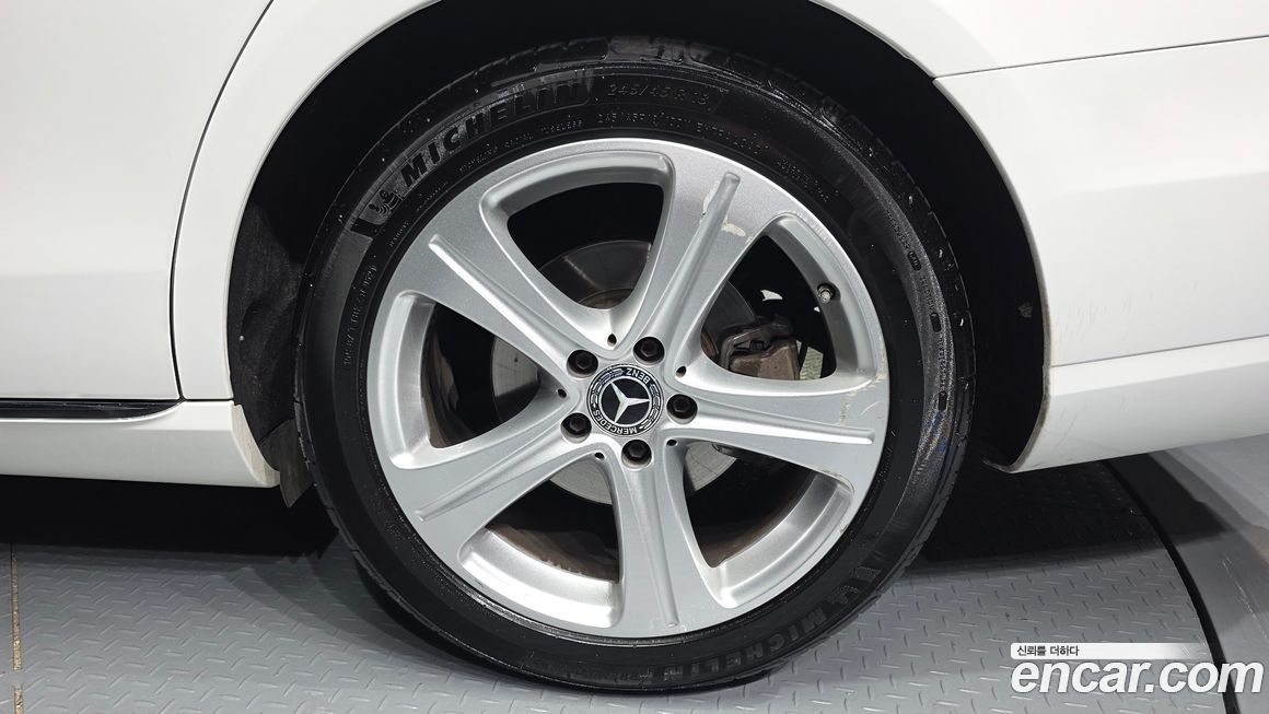 Mercedes-Benz E-Class 2018