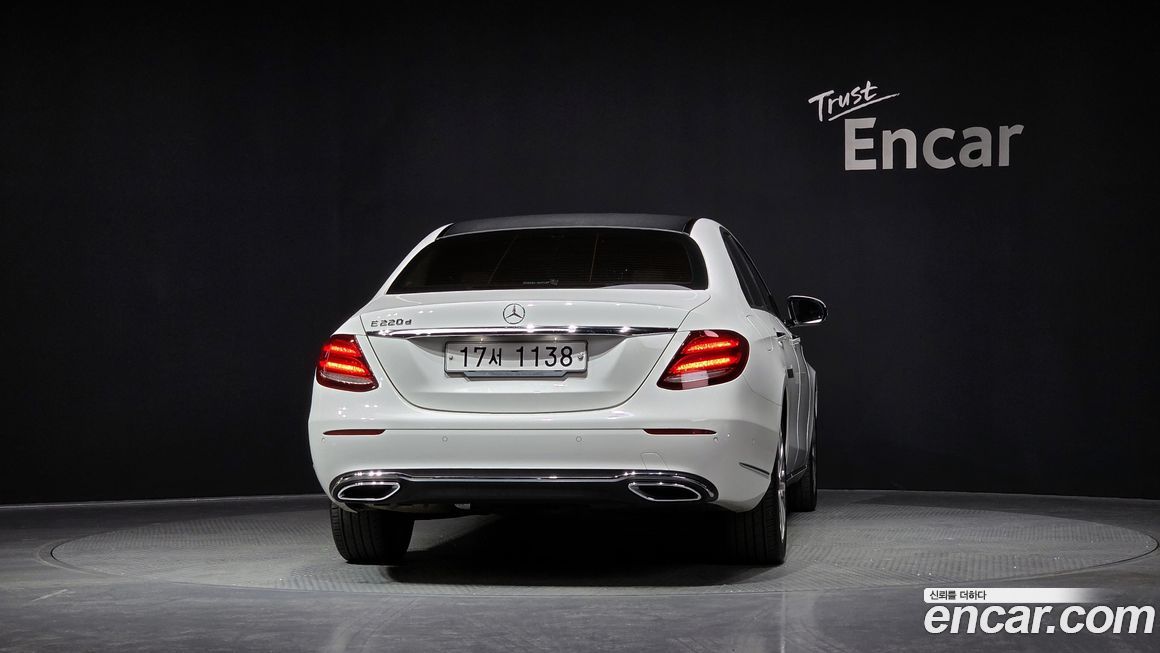 Mercedes-Benz E-Class 2017