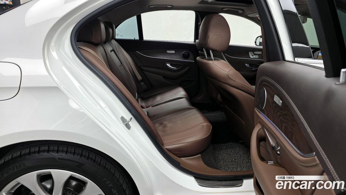 Mercedes-Benz E-Class 2017