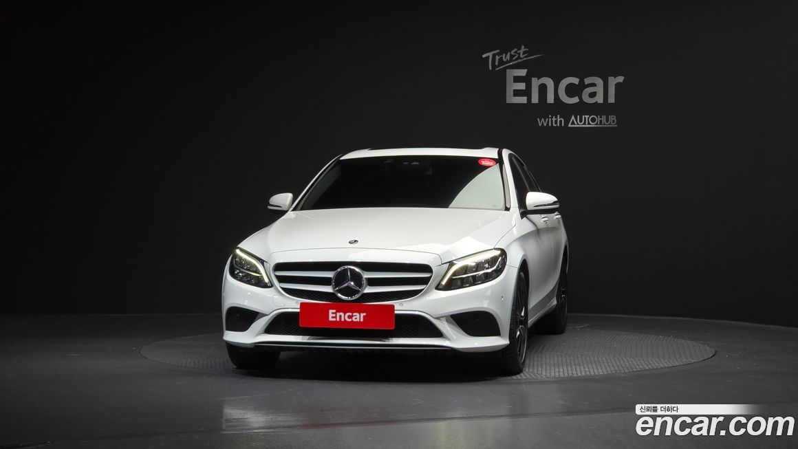 Mercedes-Benz C-Class 2020