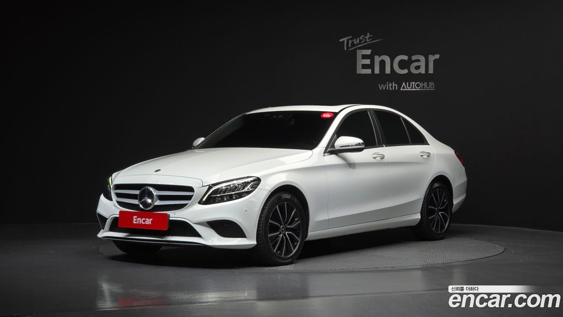 Mercedes-Benz C-Class 2020