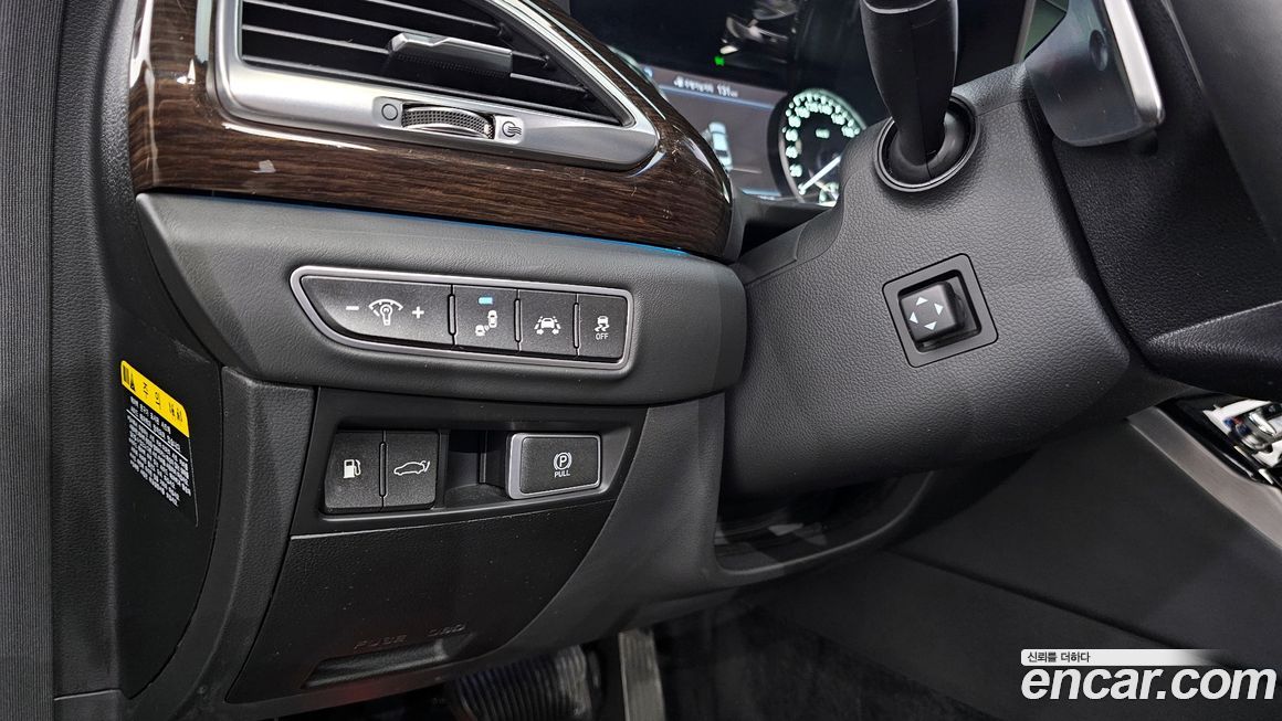 Genesis EQ900 2018