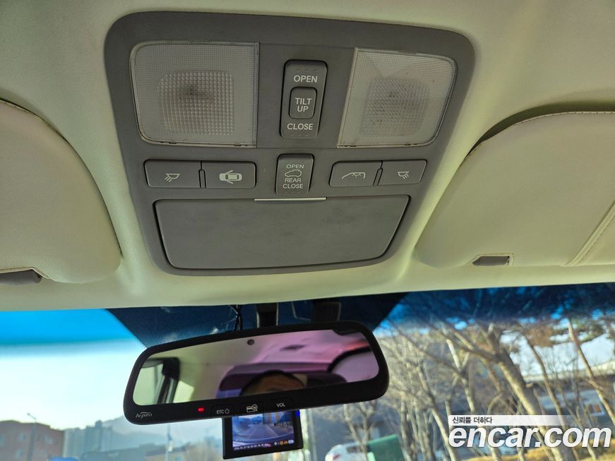 Hyundai Starex 2016
