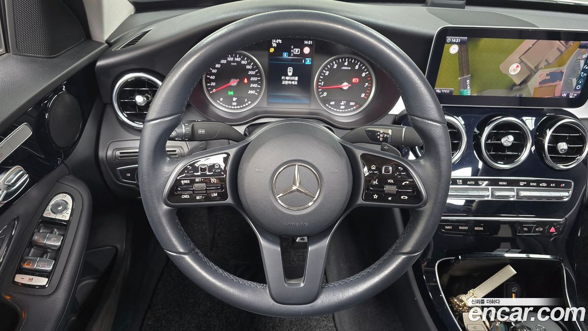 Mercedes-Benz C-Class 2020