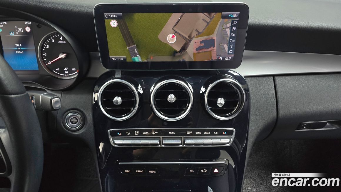 Mercedes-Benz C-Class 2020