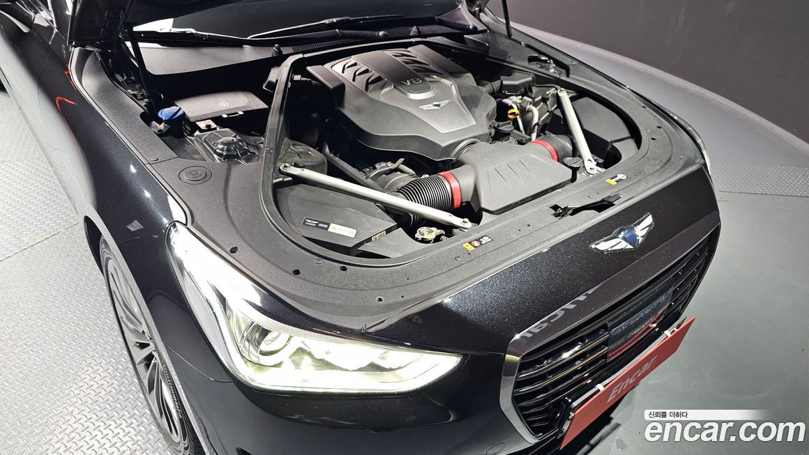 Genesis EQ900 2018